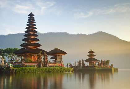 Ulun Danu  - Bali - Indonésie © Honza Hruby - Shutterstock