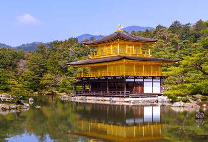 Pavillon d’or - Kinkakuji - Japon © Ikuni - Shutterstock